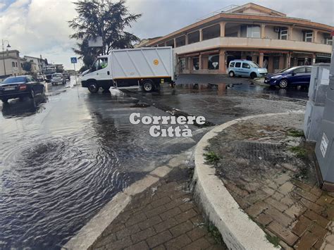 Maltempo Roma E Nel Lazio Nubifragio E Strade Allagate Sul Litorale