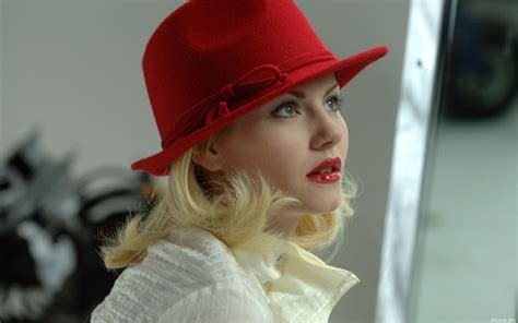 1371009 4K 5K Elisha Cuthbert Blonde Girl Pose Hands Dress Rare Gallery HD Wallpapers