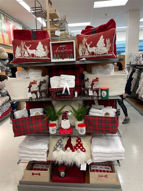 Tj Maxx 1300 Christmas Store Displays Christmas Store Home Goods Store