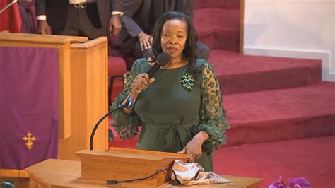 First female pastor installed at 100-year-old Oakland church | FOX 5 Atlanta