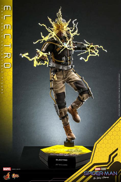 Hot Toys MMS644 蜘蛛人無家日電光人Electro1 6 比例收藏級人偶 利用特效件再現電光纏繞全身姿態
