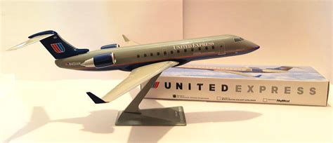 Bombardier CRJ200 United Express Air Wisconsin Model - FlyRadius Store