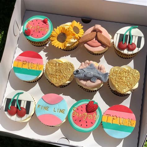 Hsfine Line Cupcakes Harry Styles Birthday Pretty Cakes Cute Cakes