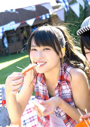 現役女子大生 の無修正エロ画像 AV女優ギャラリー 45 件 JapaneseBeauties jav model Bikini Girls gallery