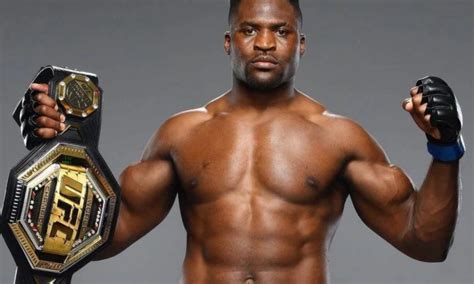 Boxe Francis Ngannou fait appel à un ancien champion du monde pour le