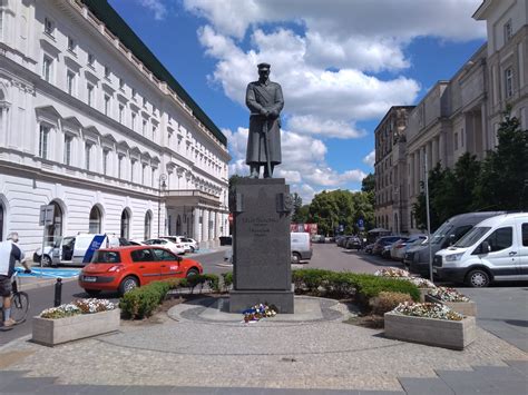 Uroczystości w 50 rocznicę śmierci gen Andersa i 85 marszałka