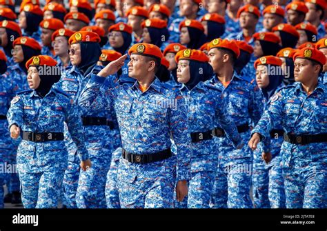 Malaysian civil defence force personnel hi-res stock photography and ...