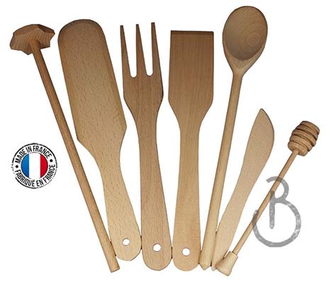 Set D Ustensiles De Cuisine En Bois Bois Et Poterie