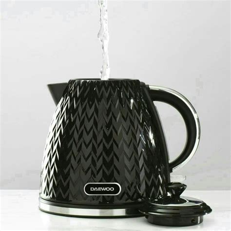 daewoo argyle collection  slice toaster kettle set black tesco