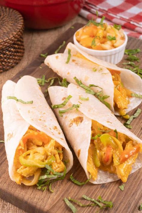 Best Homemade Chicken Nacho Cheese Wraps Recipe Easy Lunch Dinner