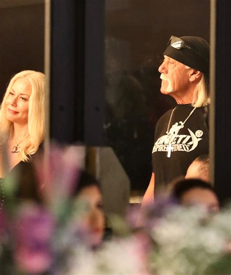 Hulk Hogan & Girlfriend Sky Daily In Florida Photos After Health Scare ...