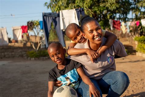 Inspiring Young Mothers Living With Hiv To Rebuild Their Lives And