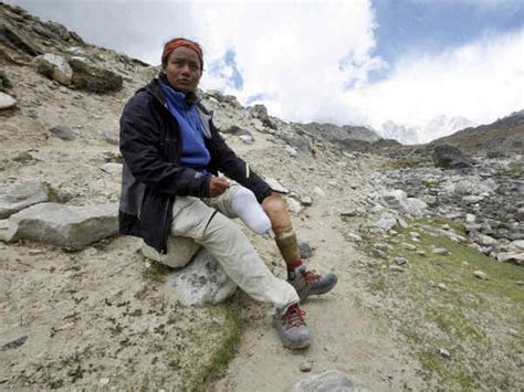 In pics: Arunima Sinha on conquering Mount Everest - Oneindia News