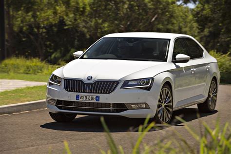 Skoda Superb Test - How Car Specs