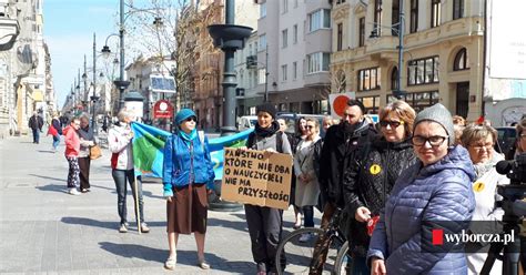 Strajk nauczycieli Łódź solidaryzuje się z manifestantami z Warszawy