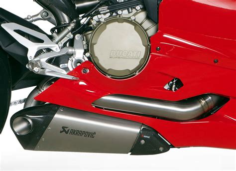 Akrapovic Full Exhaust S D E T For Ducati R Panigale