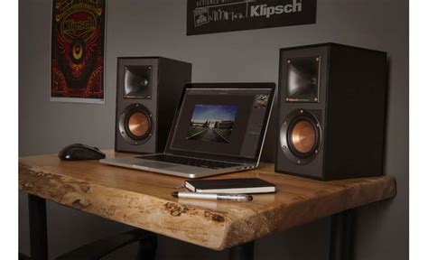 Klipsch Reference R Pm Powered Bookshelf Speakers With Bluetooth And