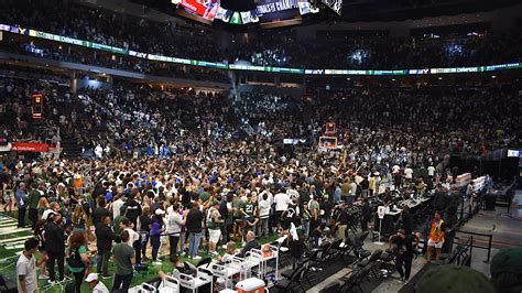 Milwaukee Bucks Win Nba Championship See Photos From Historic Night