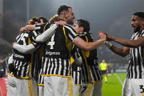 Non C Pi Spazio Via Dalla Juve Saluta I Bianconeri Tuttojuve