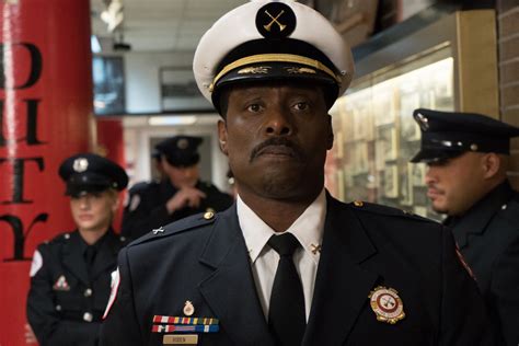 Chicago Fires Eamonn Walker Why Chief Bodens Mavericks Run Into A