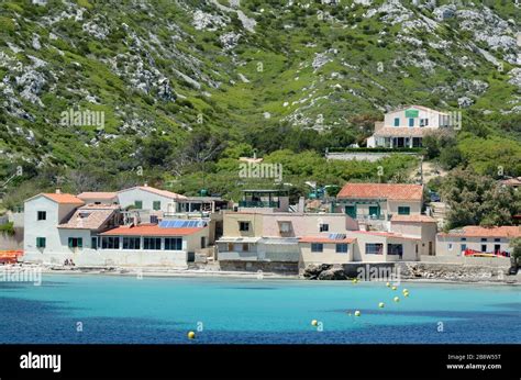 Coastal Village Cabanons Holiday Homes Or Second Homes At Sormiou