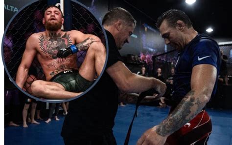 Conor McGregor czarnym pasem BJJ Teraz wygra jakąś walkę w UFC przez