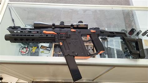 Kriss Vector V2 with minor internal upgrades, nylon handguard and 3x9 ...