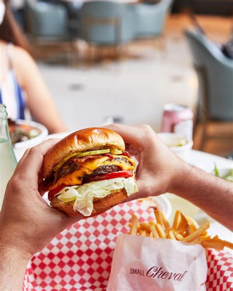 Best Burger Chicago Edition: 7 of my Favorite Spots - bits and bites