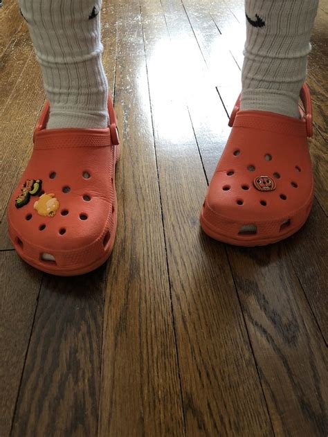 Orange Crocs~•~ Kaityp Crocs Aesthetic Orange Crocs Crocs Fashion Light Orange Gabby Cute