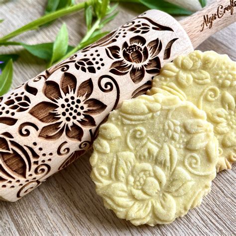 Lotus Mini Embossing Rolling Pin Highest Quality Embossed Rolling