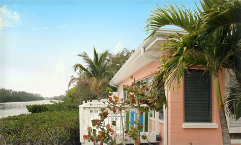 Siesta Key Bungalows in - Siesta Key, FL | Groupon Getaways