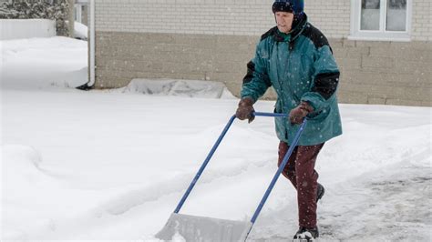 Tips For Safe Shoveling For Seniors Manors Of The Valley