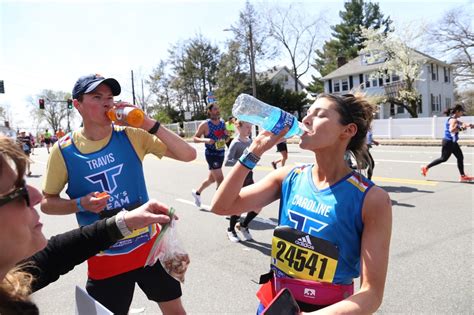 Former WPRI anchor Caroline Goggin runs Boston Marathon for stroke ...