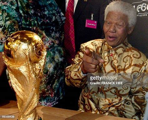 10,009 Nelson Mandela World Cup 2010 Photos & High Res Pictures - Getty ...