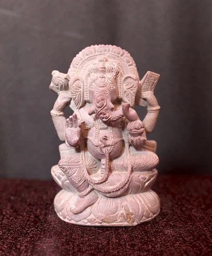 Lord Ganesha Statues at ₹ 550 | New Delhi | ID: 15902561162