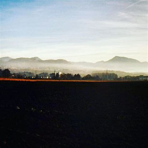 A View Of The Alps Karawanken Blick Auf Viktring Mit Fer Flickr