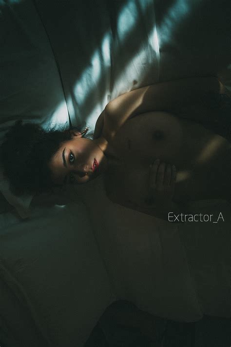 盗梦者 A on Twitter 换个风格 Extractor A 写真 裸体 性感写真 nudeart nude