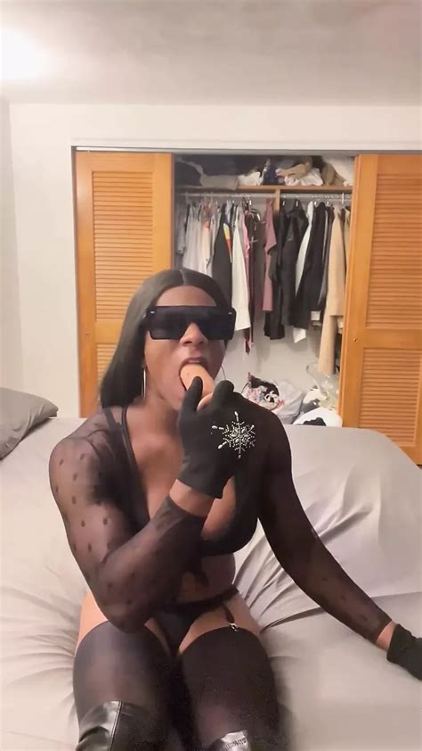 Free Crossdresser Dildo Shemale Porn Videos XHamster