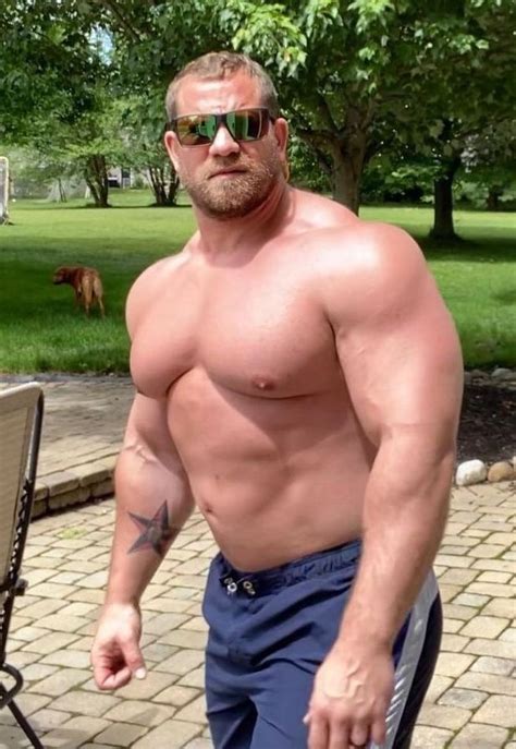 Beefy Grappler Hombres Guapos Hombres Barba