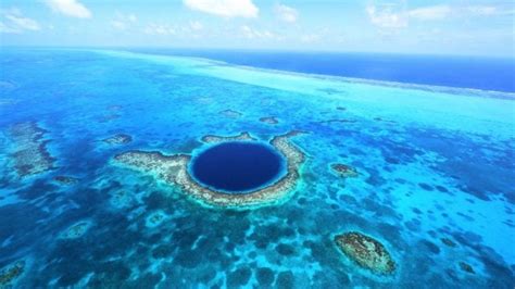 Discovering Taam Ja The Second Largest Blue Hole In The World