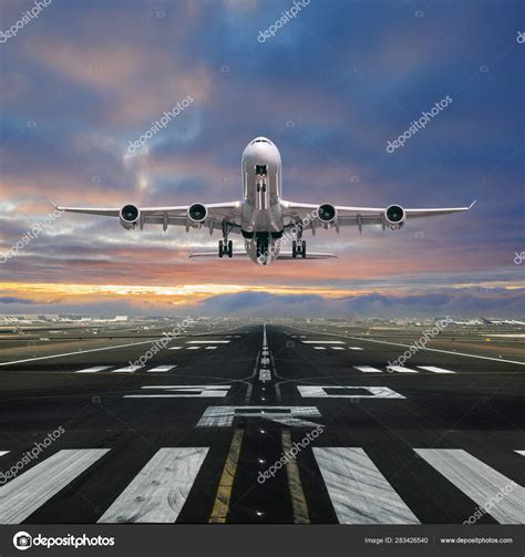 Airplane taking off from the airport. — Stock Photo © Kesu01 #283426540