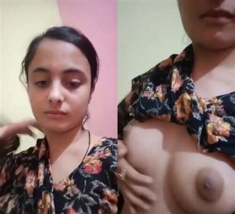 Super Cute 18 Babe Xx Video Indian Show Her Nice Tits Nude Mms