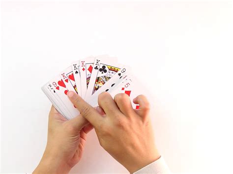 How to Do the 4 Kings Card Trick (with Pictures) - wikiHow