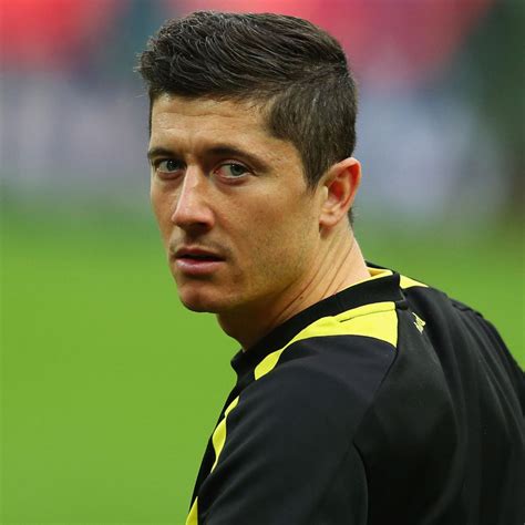 Robert Lewandowski Transfer News and Rumours Tracker: Week of August 19 ...