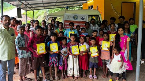 School Kit Distribution At Kerala Flcs Abhyudaya A Project Of Kkss