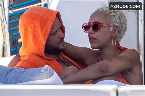 Doja Cat Rocks Mexico In A Sexy Bikini Aznude