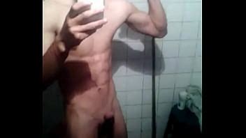 Pendejo Pijudo Se Toca Y Me Dice Cosas Pensando Que Soy Una Mina Xvideos