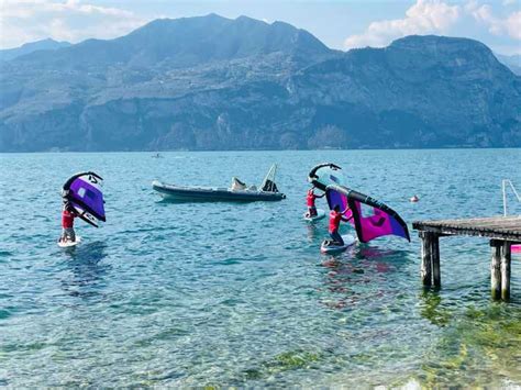 Gardasee Geführte Surf Foil Lektion GetYourGuide