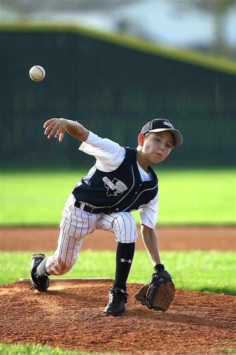 Strategies for Reducing Youth Pitching Fatigue | National Pitching
