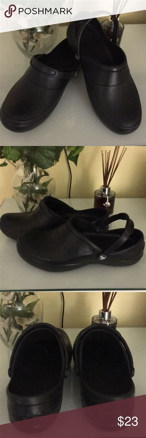 Women’s Crocs nursing clogs, size 10 | Backless clogs, Clogs, Nursing clogs